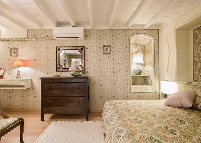 Appartement Luxury With Direct Trevi Fountain View Romantic *