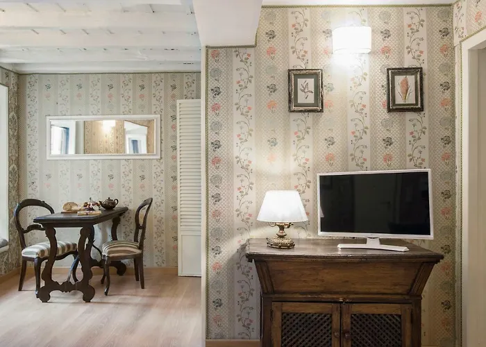 Luxury With Direct Trevi Fountain View Romantic *