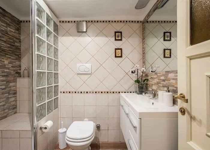 Luxury With Direct Trevi Fountain View Romantic * Rome